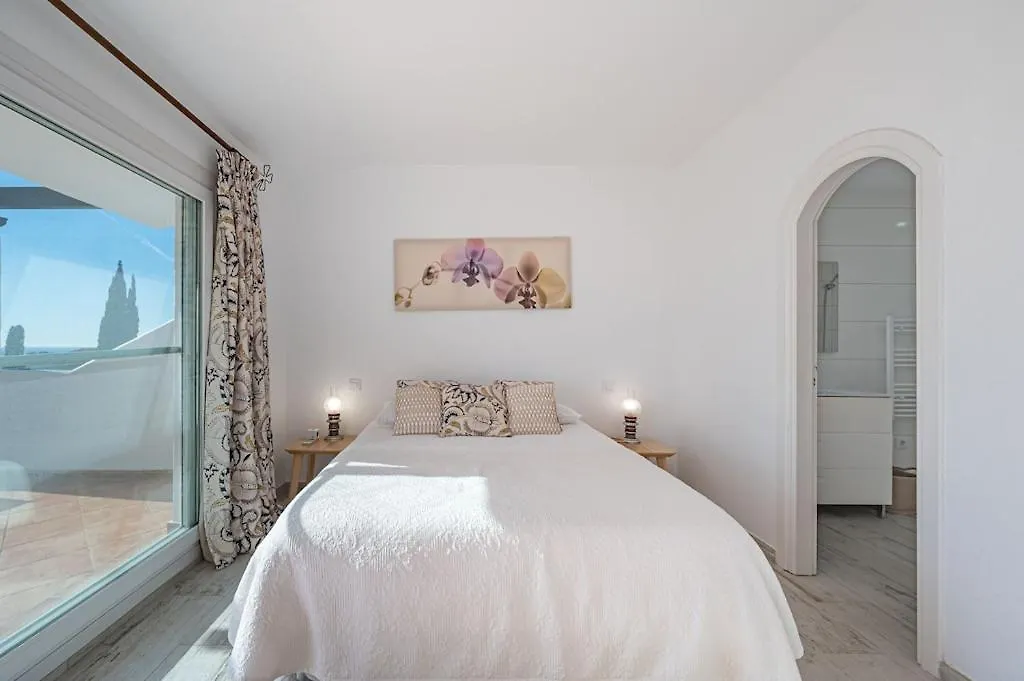 Villa Con Piscina Privada Y Jardin Marbella
