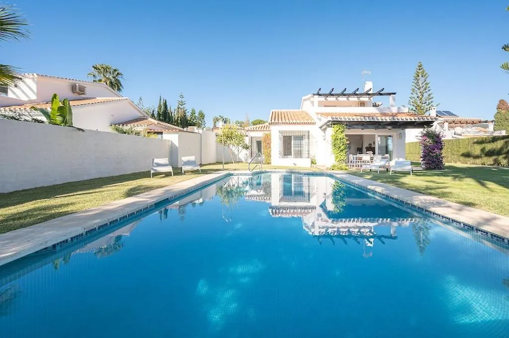 Holiday home Villa Con Piscina Privada Y Jardin Marbella