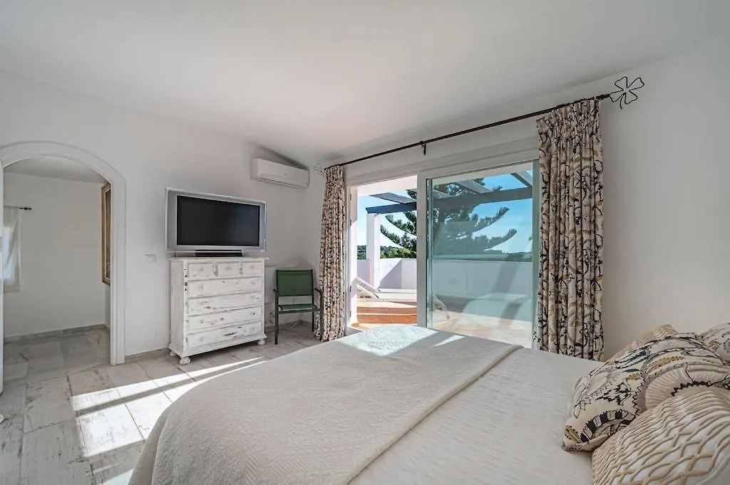 Villa Con Piscina Privada Y Jardin Marbella Spain